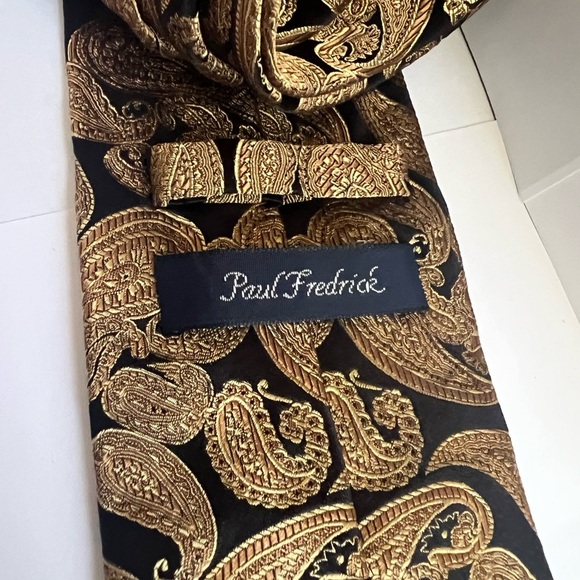 Paul Fredrick Gold and Black Paisley Tie Accessories - Picture 2 of 4